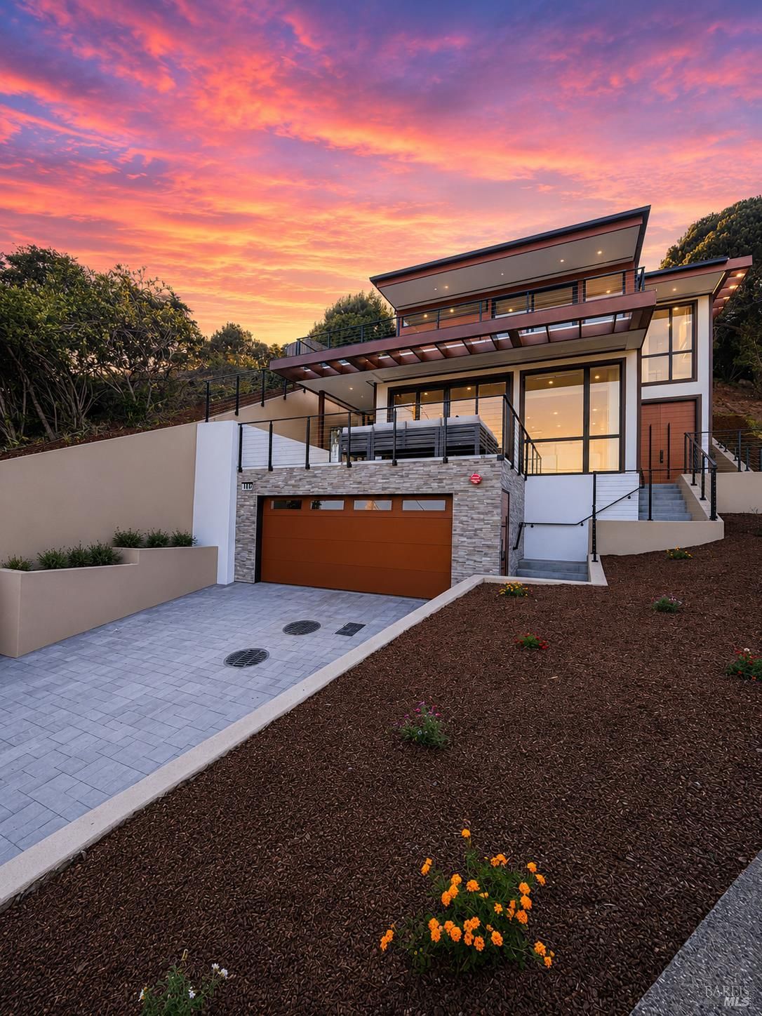 106 Walnut Avenue