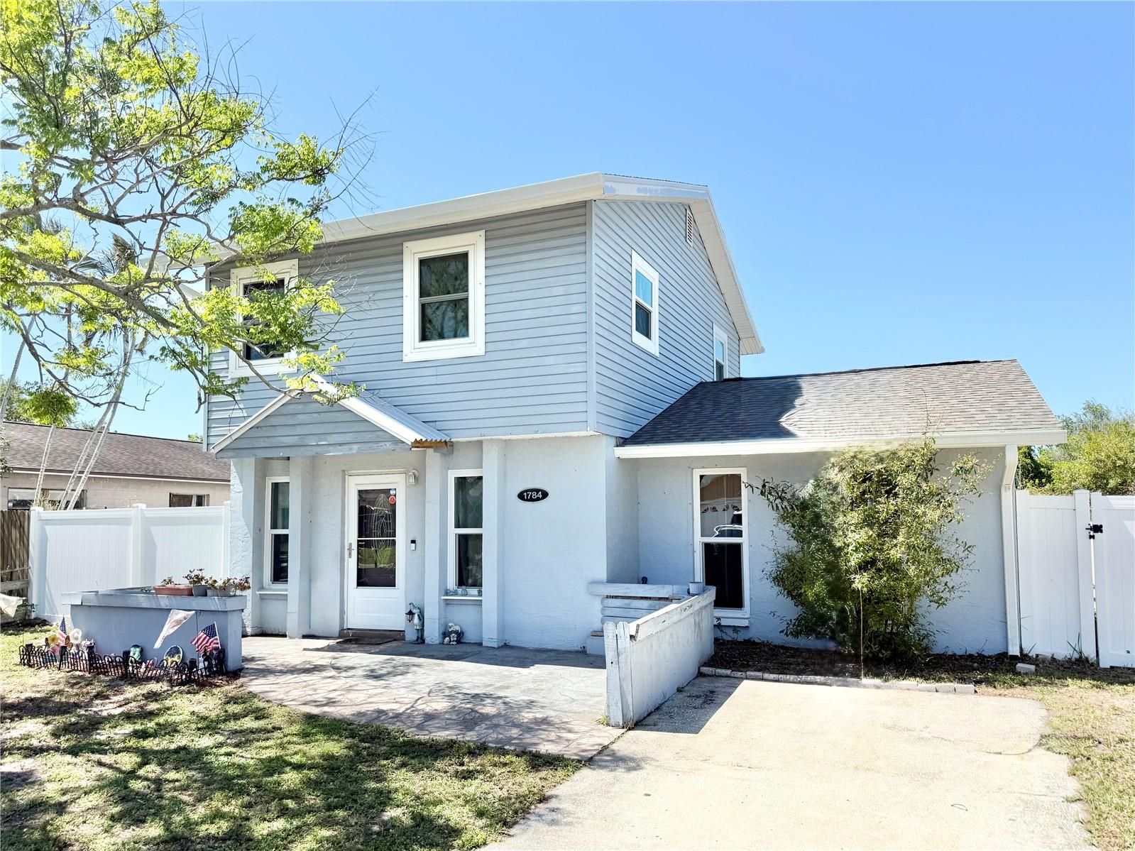 1784 Taylor Lake Place