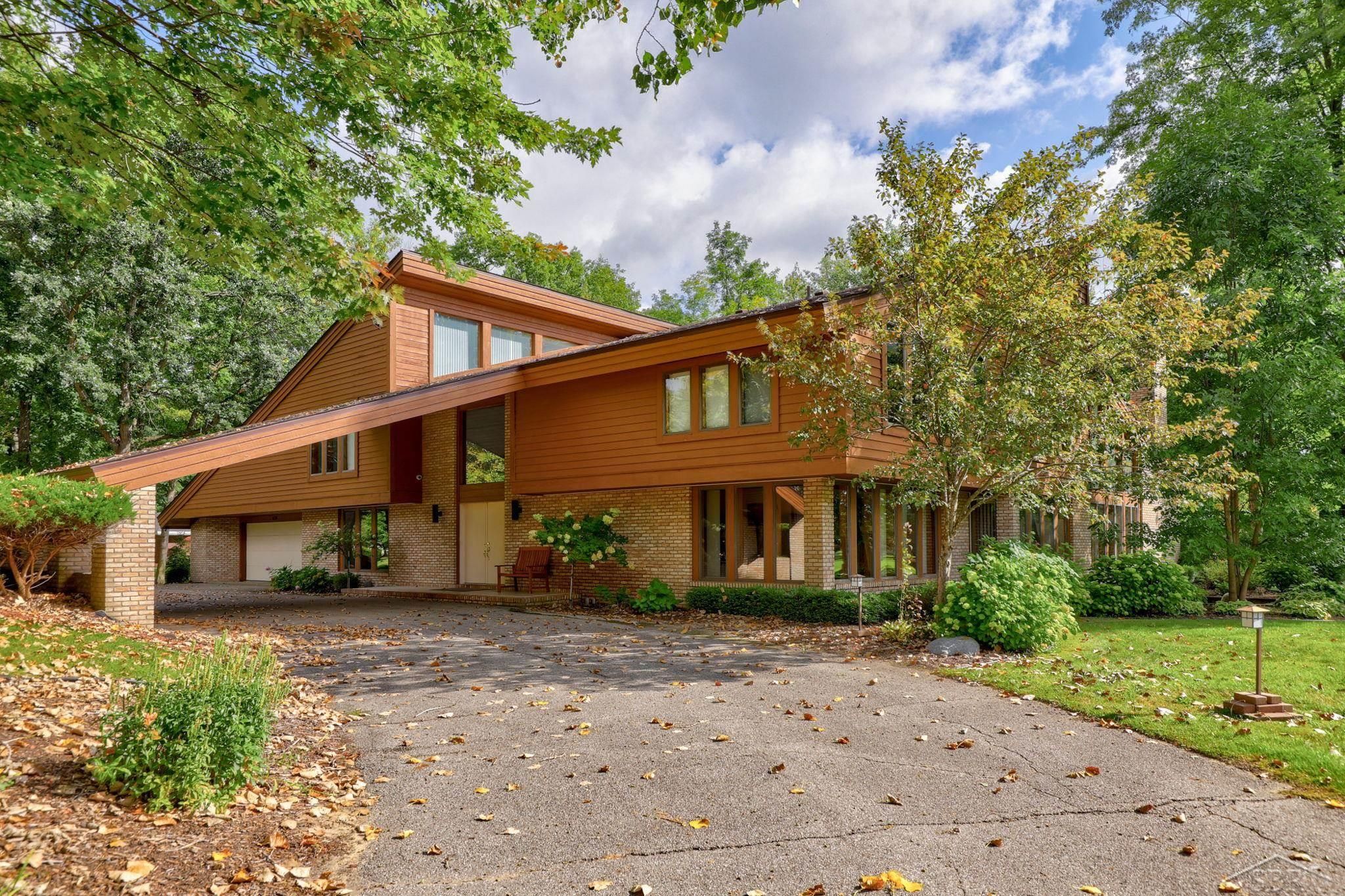 4130 Maplewoods West