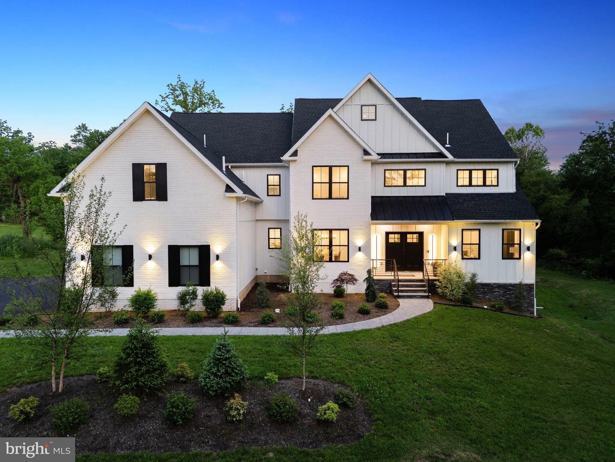 962 Tennis Avenue RESIDENCE 1