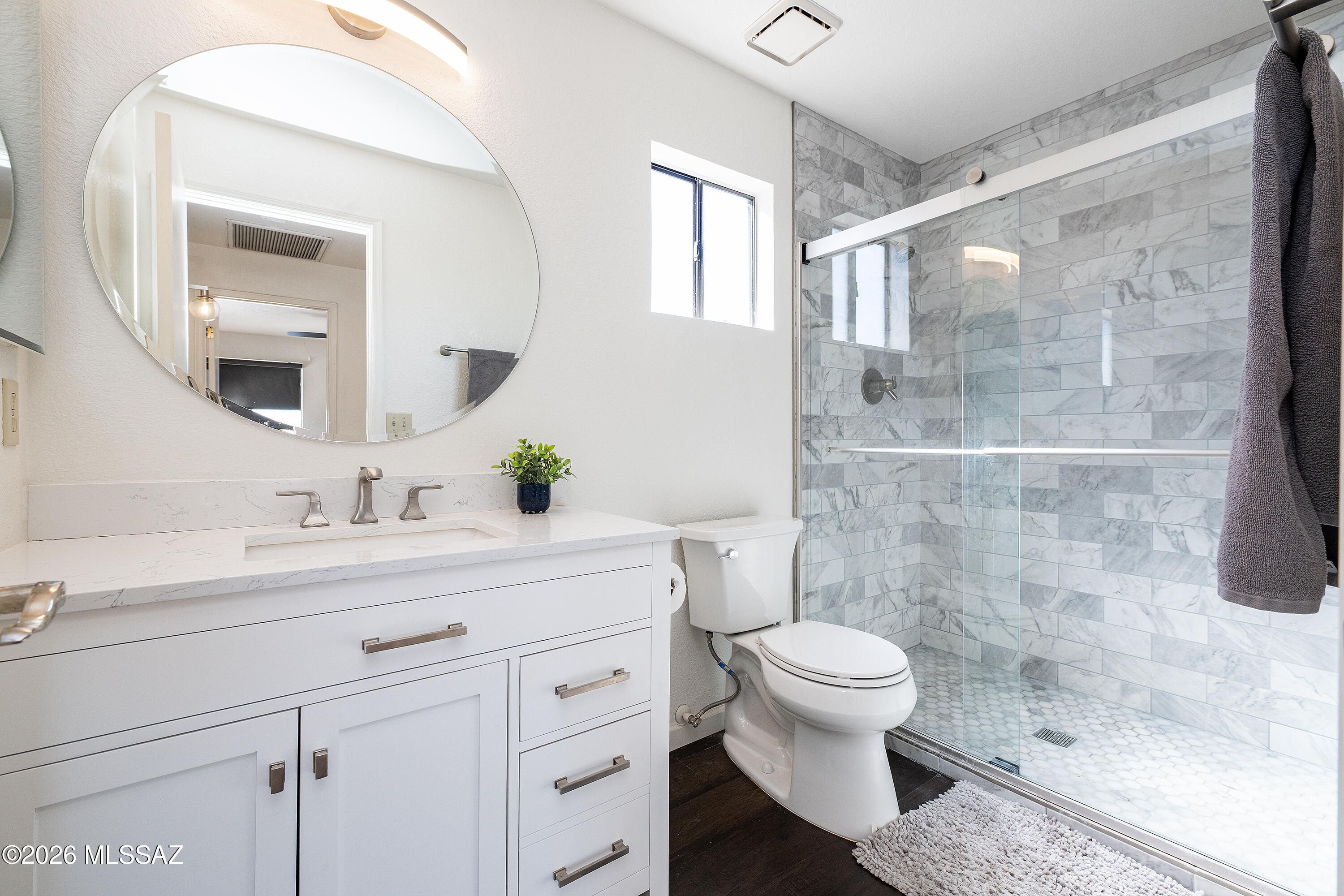 2417 N Palo Hacha Drive