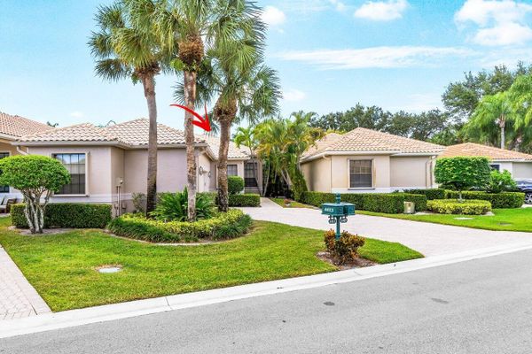 Wycliffe Country Club Homes for Sale in Wellington Florida