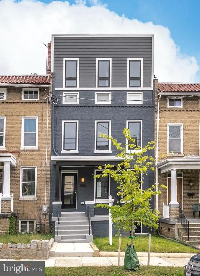 426 Randolph Street Nw 2