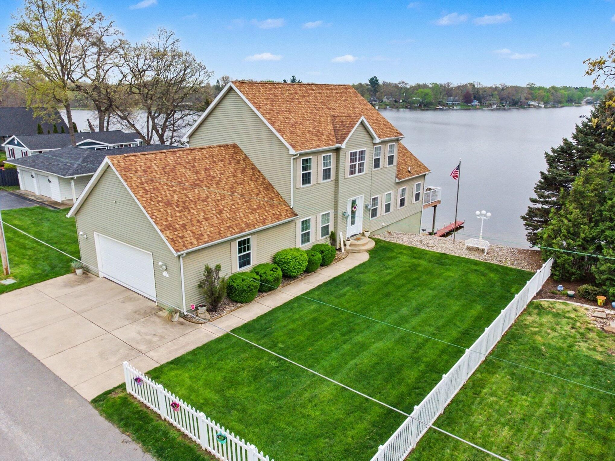 107 Lakeview Drive A