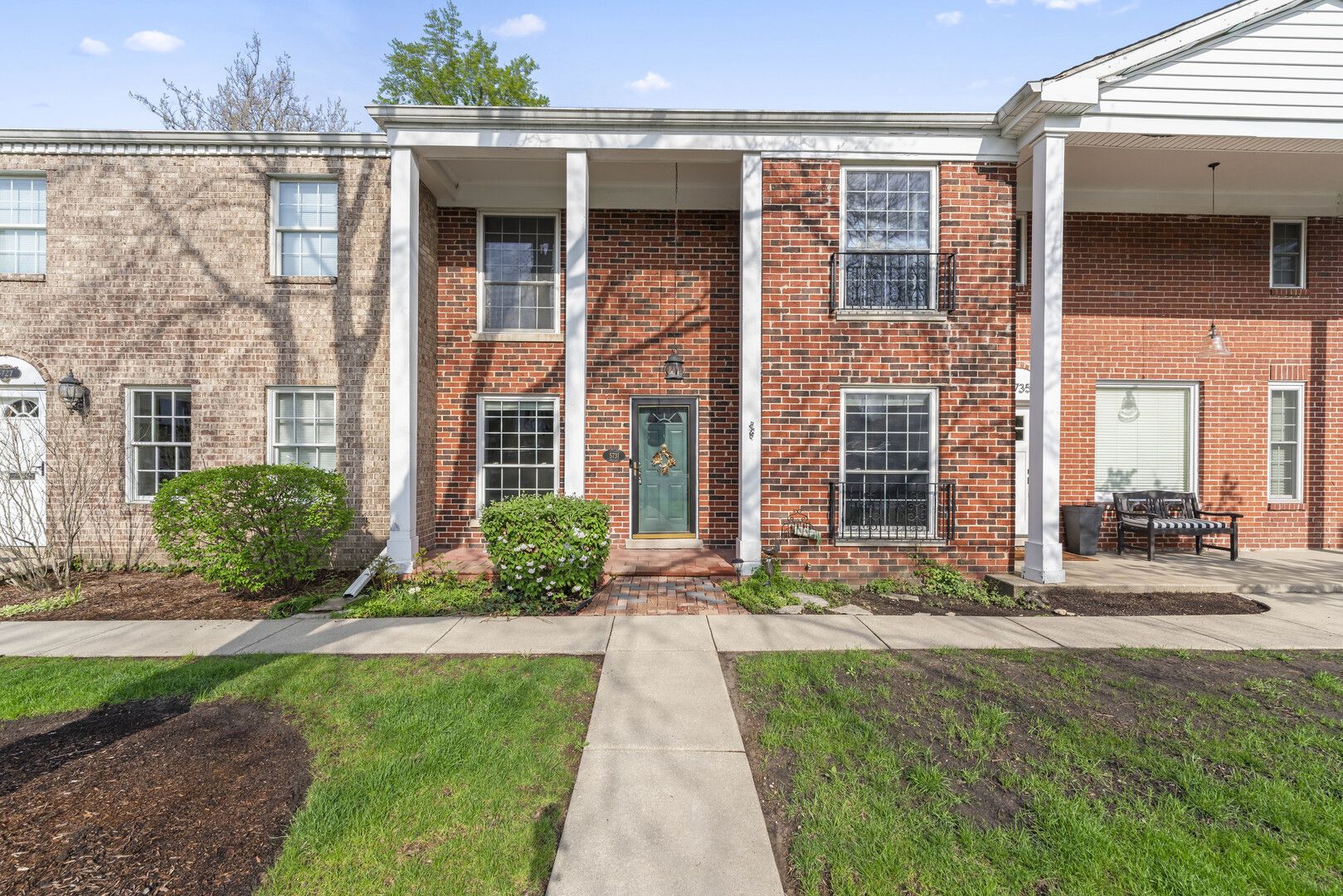 5731 Sutton Place