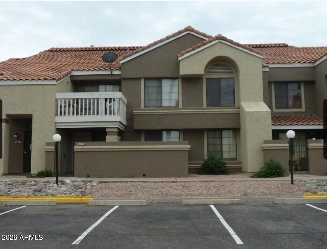 1905 E University Drive 102