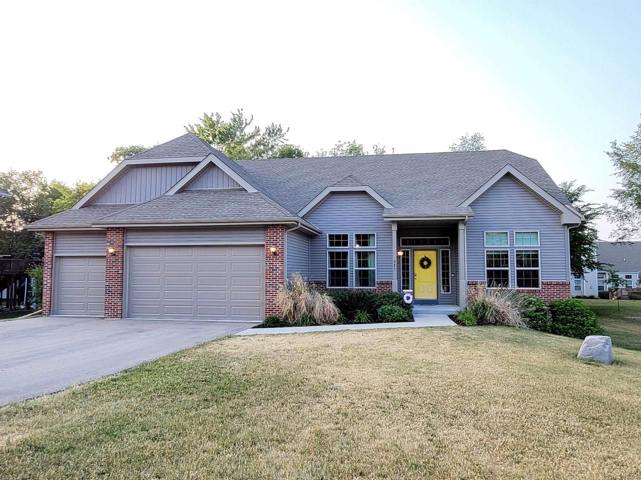 927 Prairieview Drive