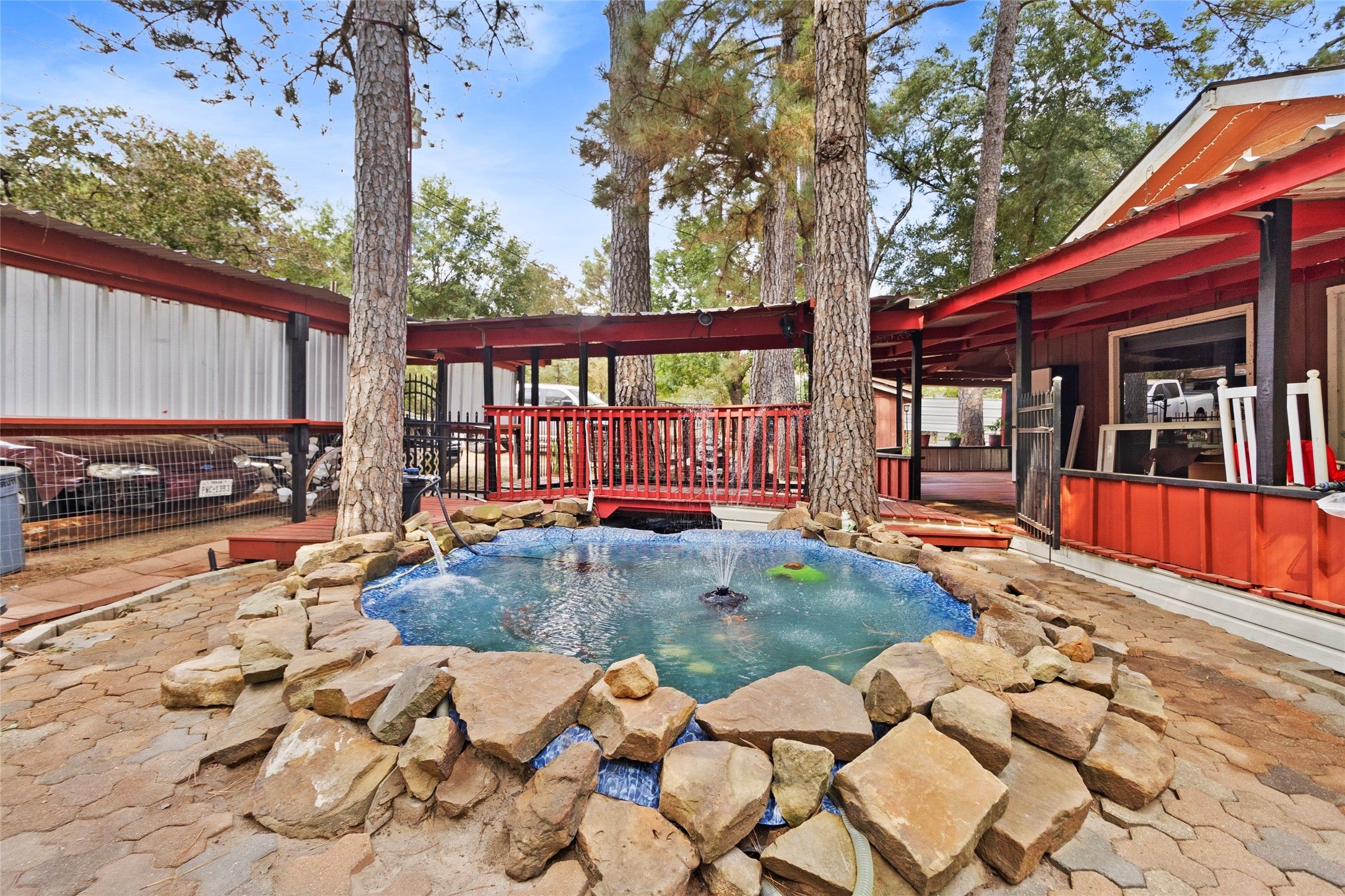 11941 W Hollyhill Drive