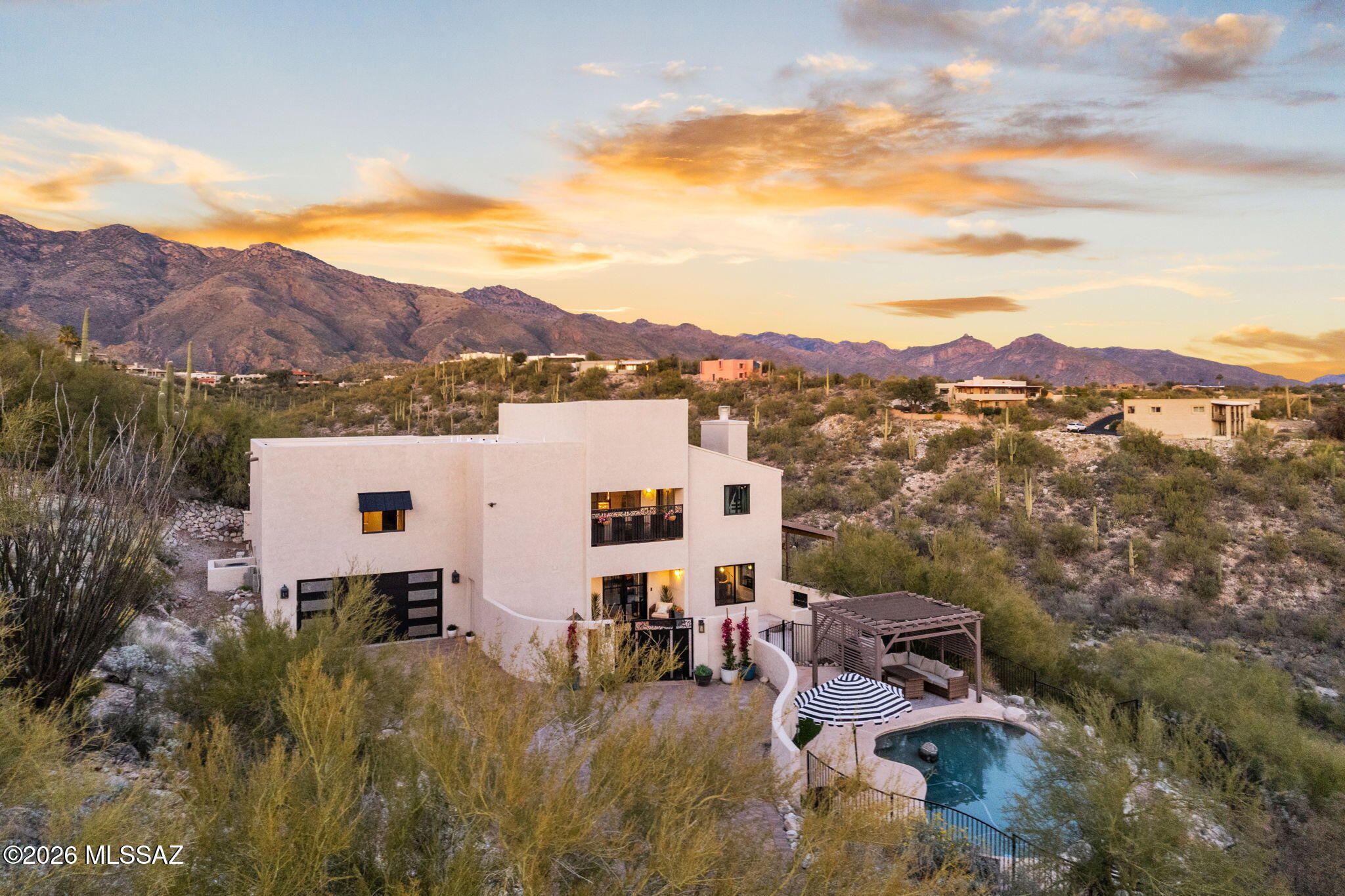 5781 E Paseo Cimarron