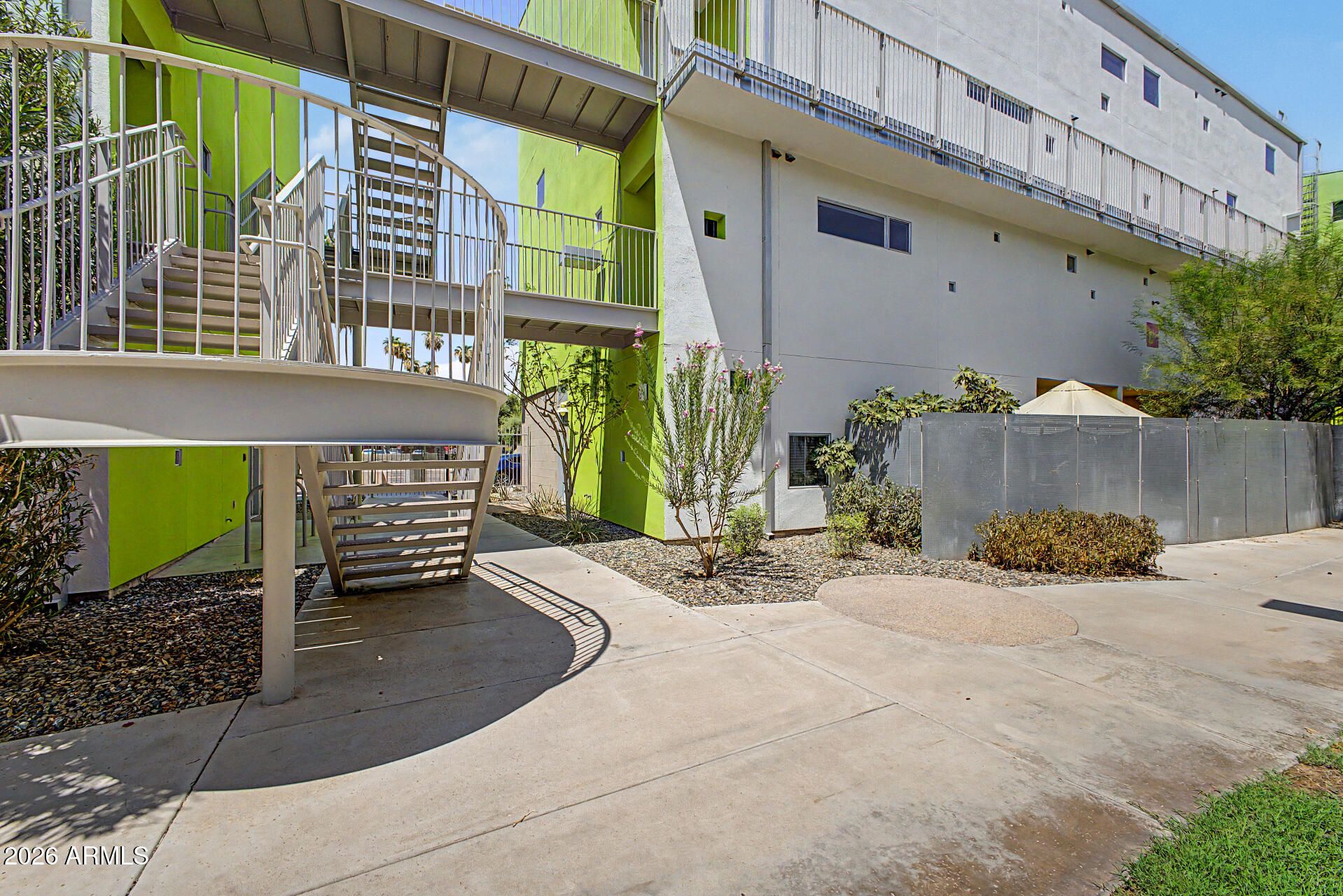 1111 W University Drive 2009
