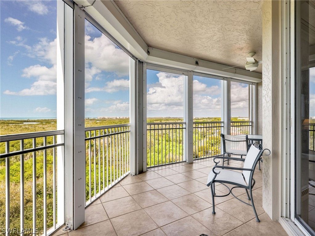 1001 Arbor Lake Drive 707