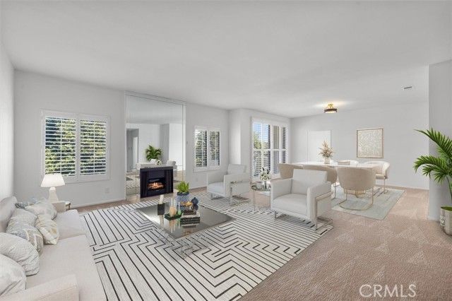1909 Glendon Avenue 201