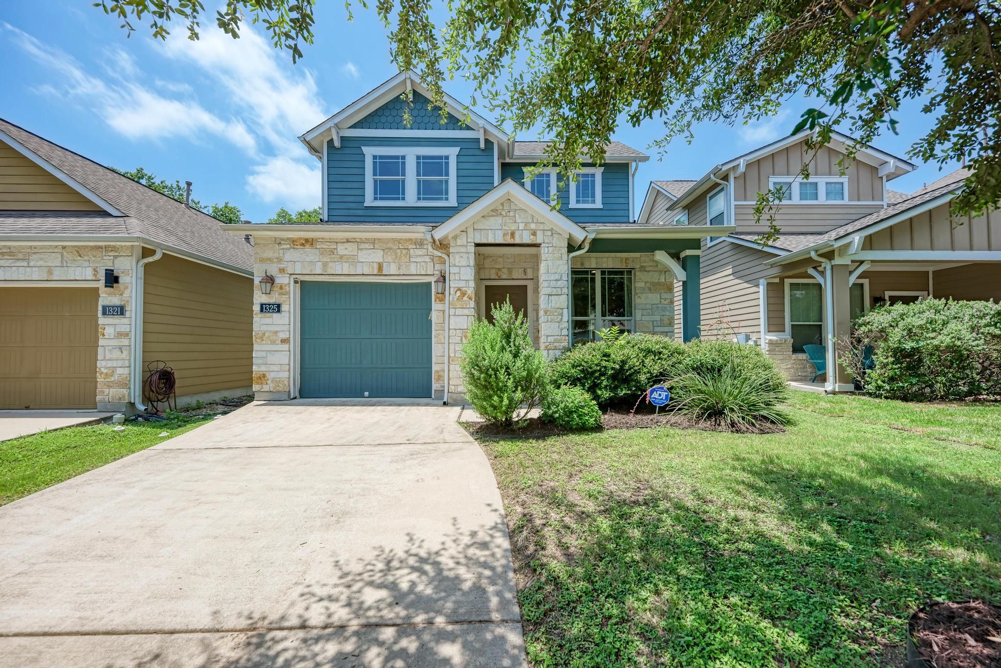 1325 Central Park Court