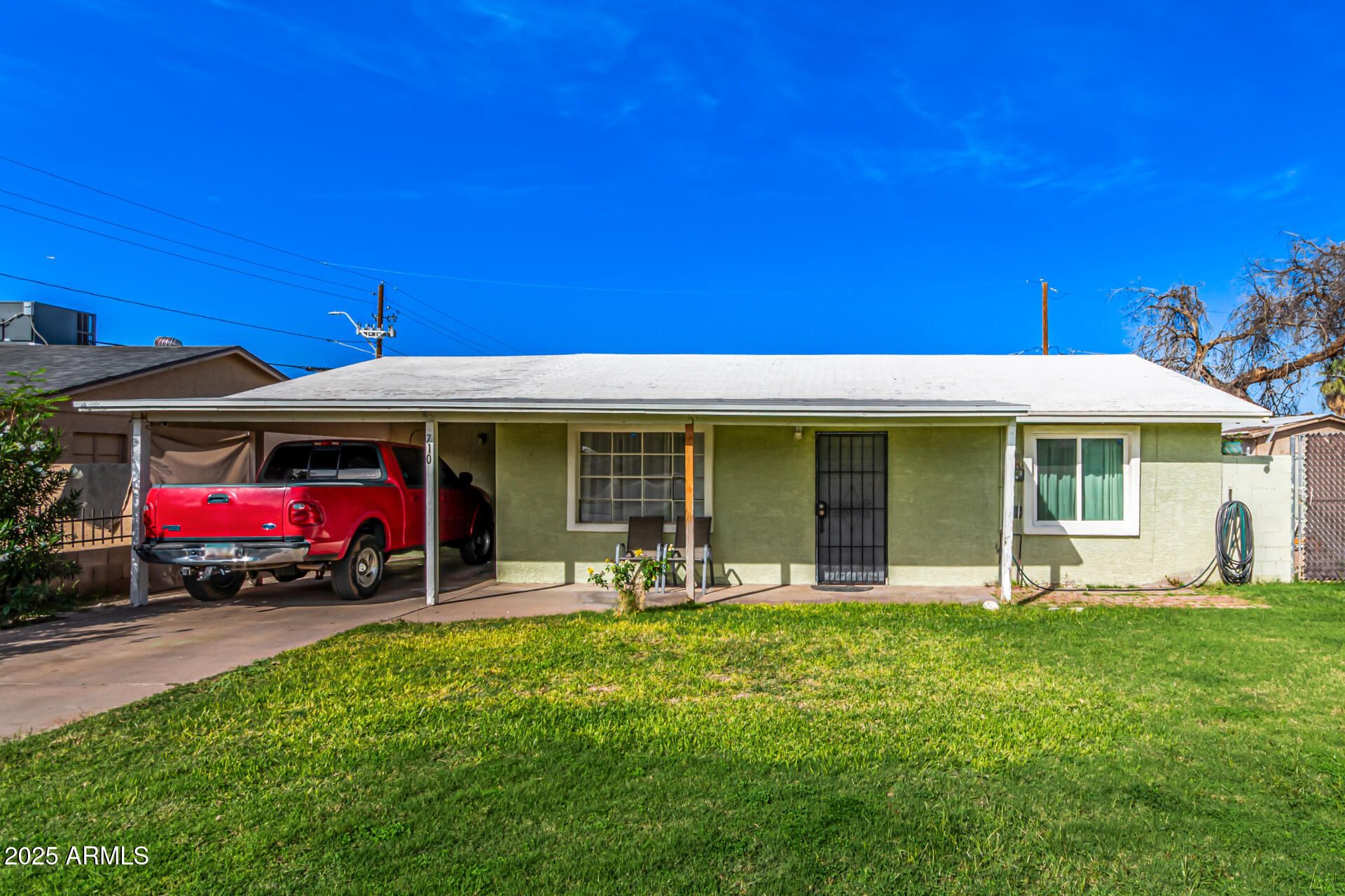 710 E Atlanta Avenue