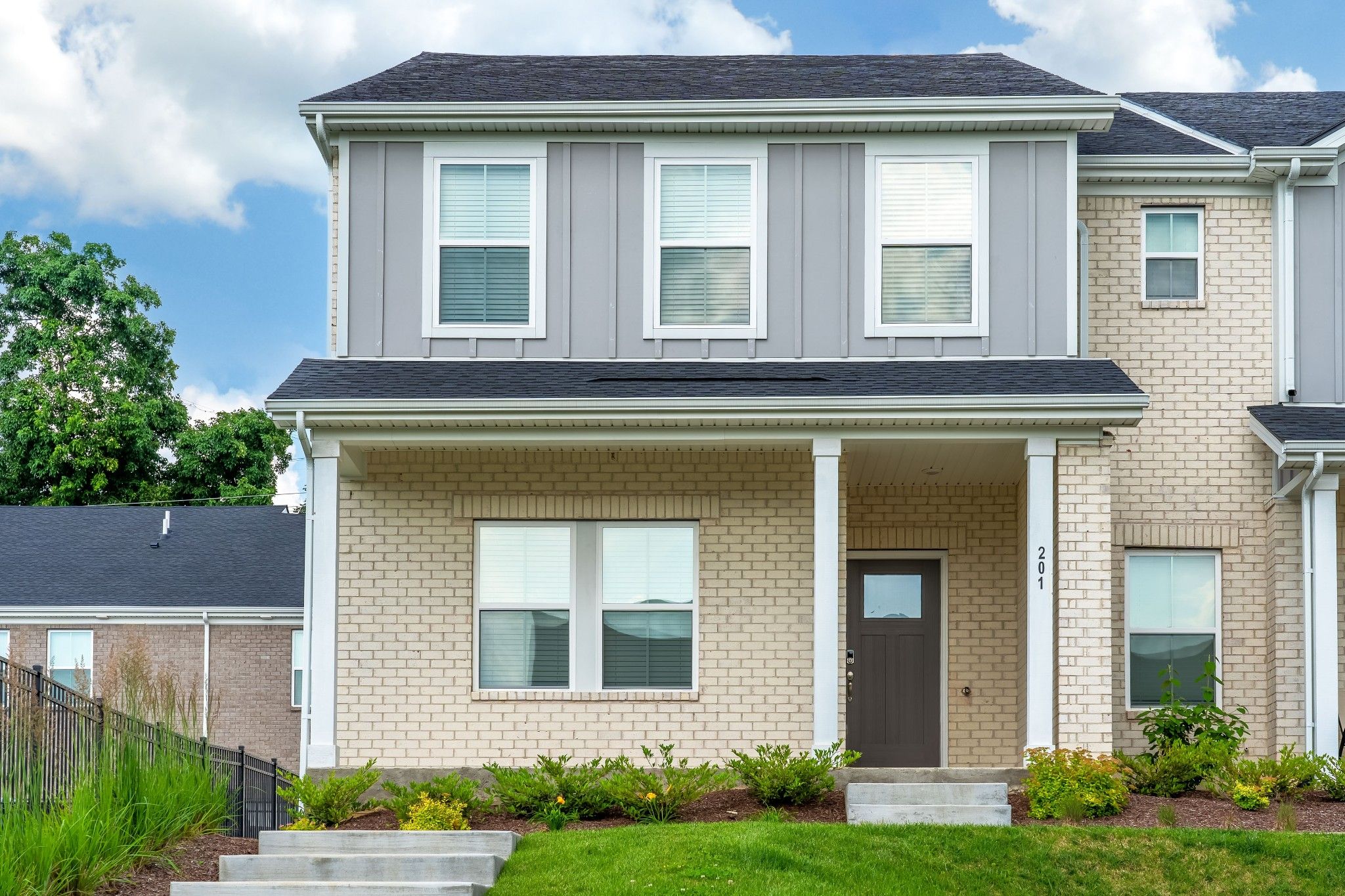 204 Douglas Bend Rd