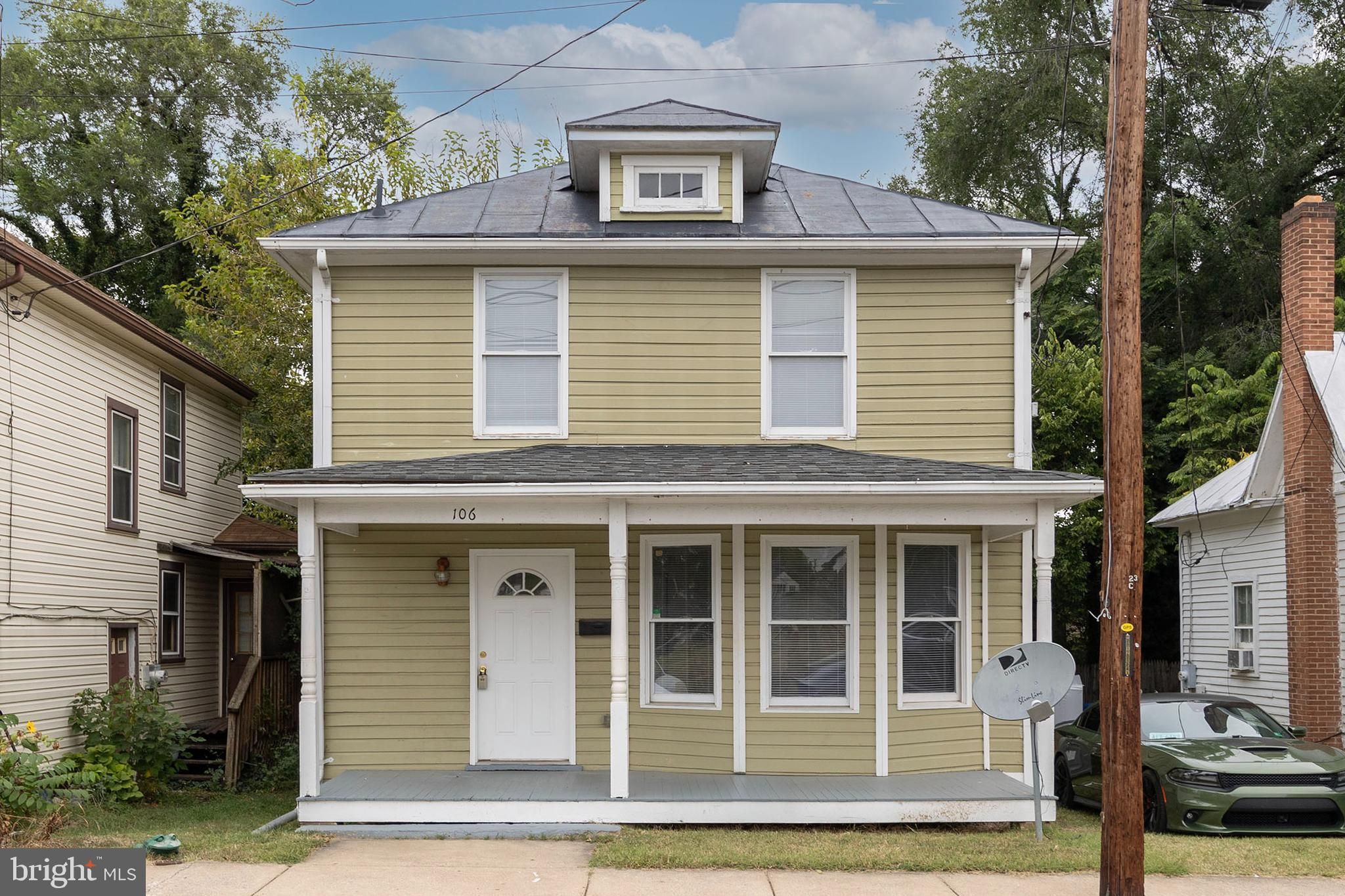 106 W Southwerk Street