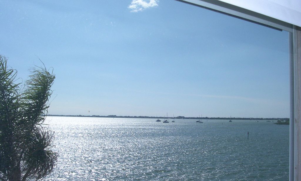 Colonnades at Fort Pierce