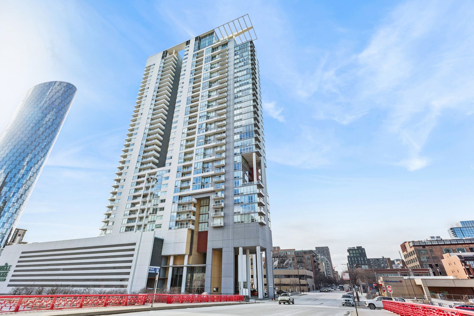 737 W Washington Boulevard 1003