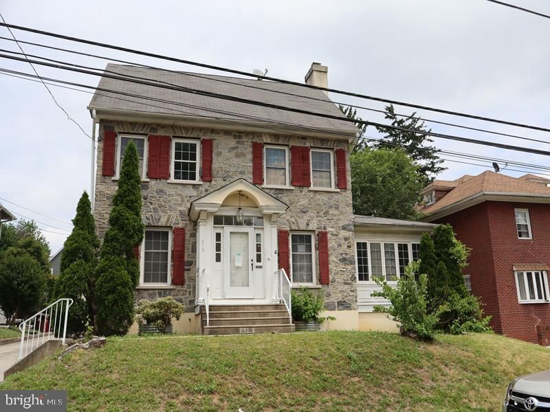 219 Wayne Avenue