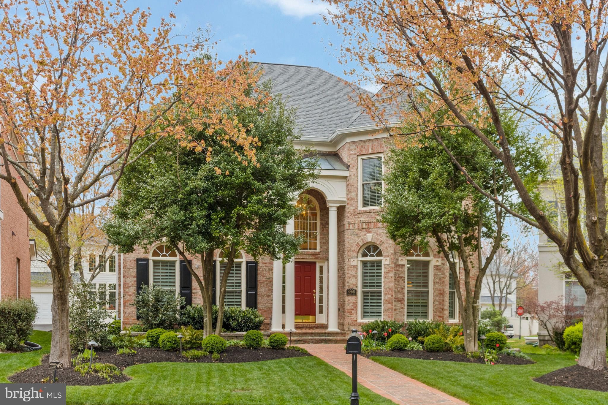 3860 Farrcroft Drive