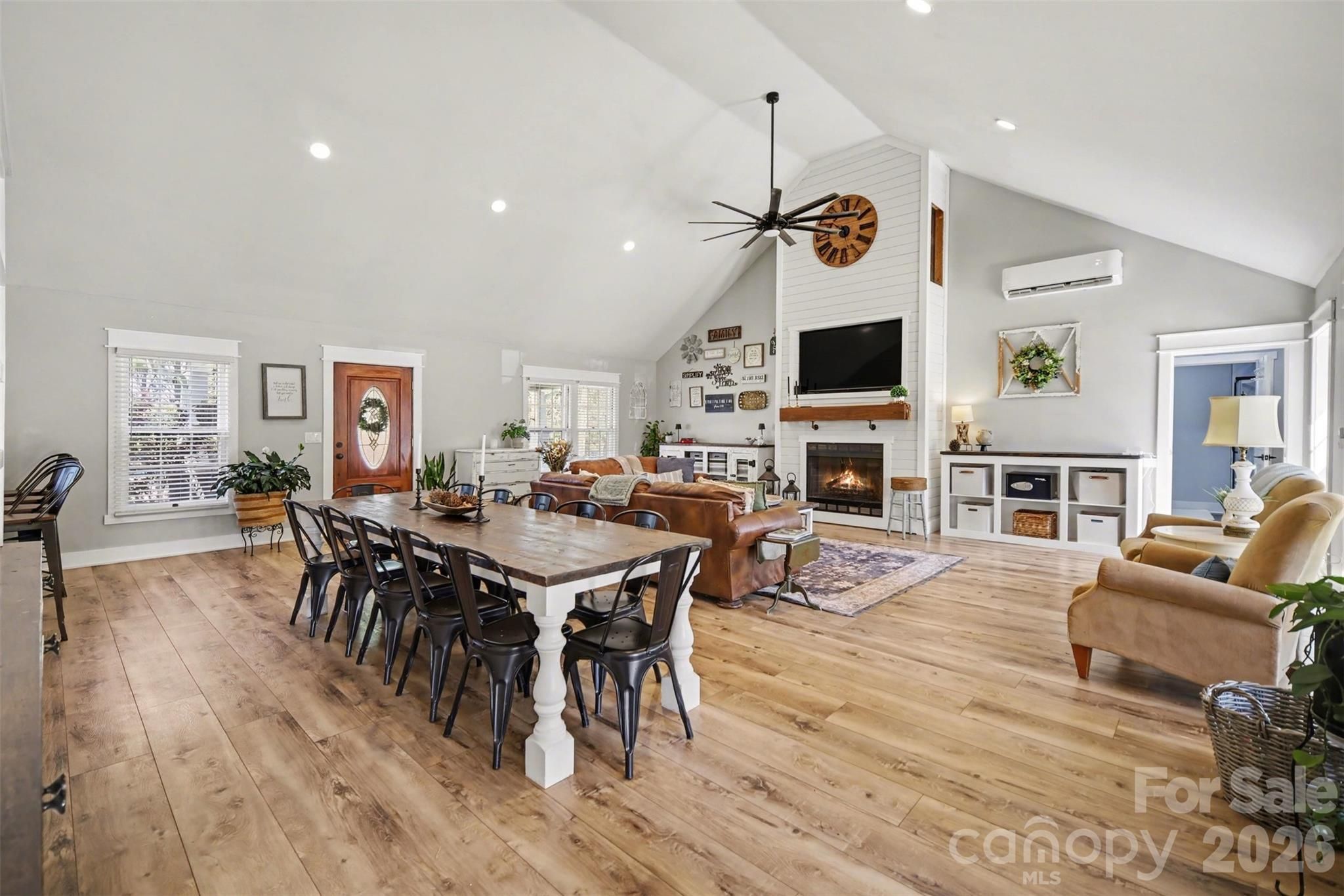 5226 Old Plank Road
