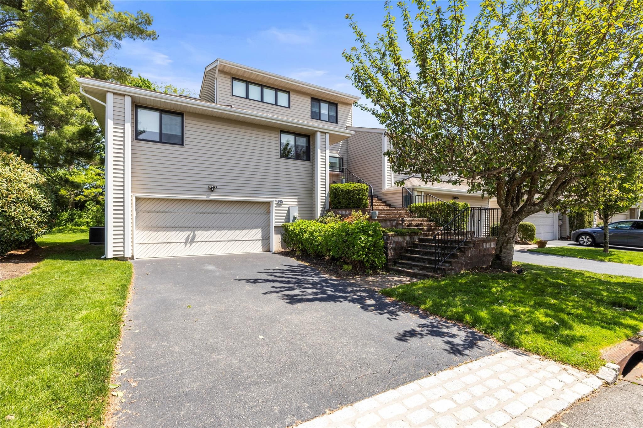 27 Pheasant Lane