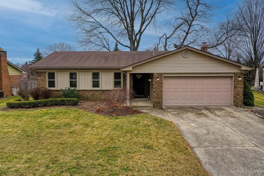 1802 Welling Drive