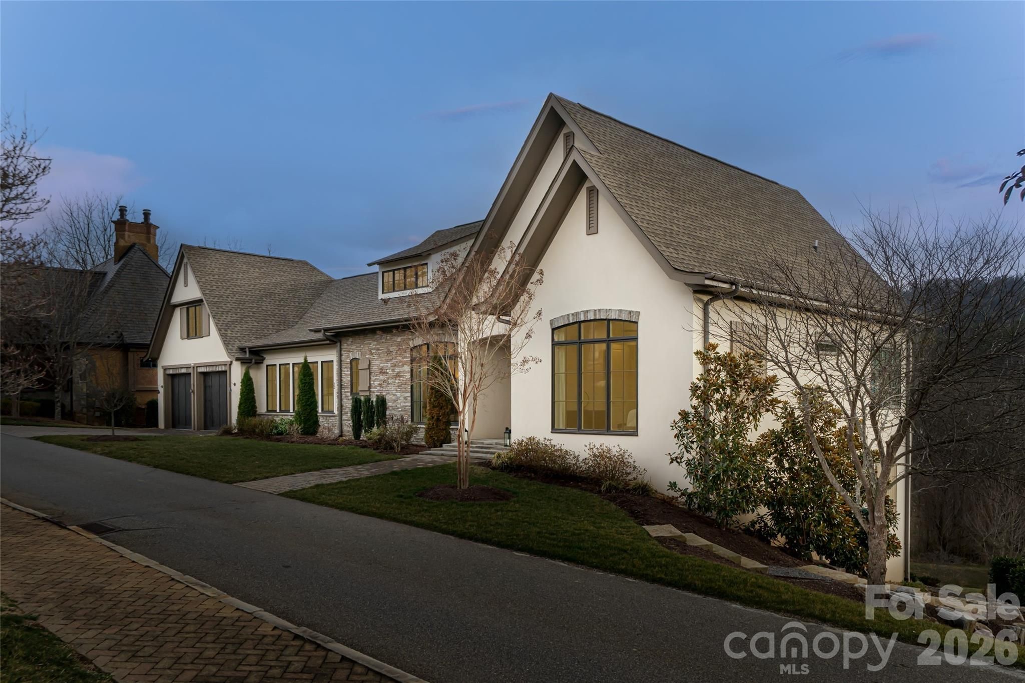 22 Snap Dragon Court