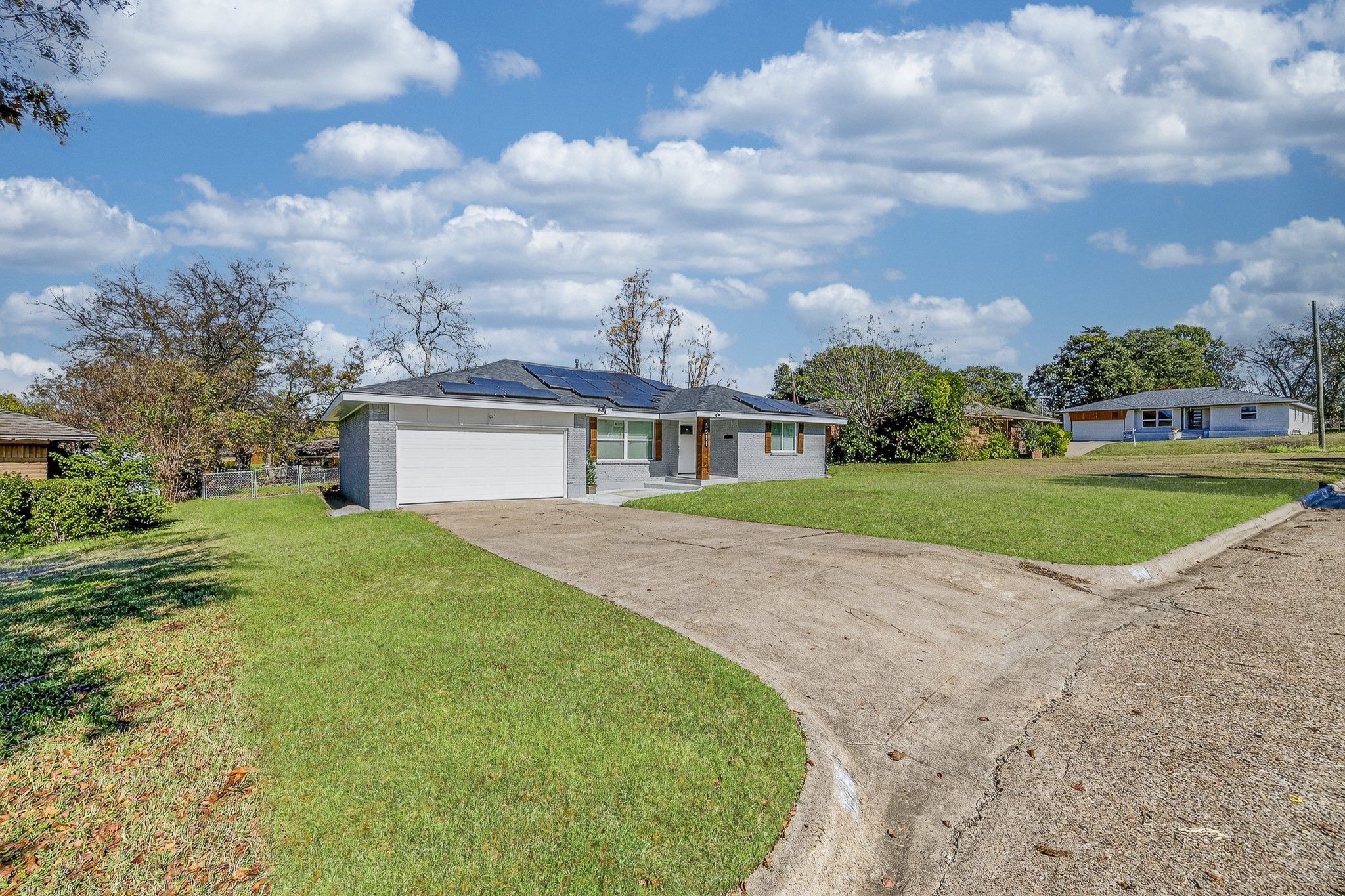 5511 Glen Forest Lane