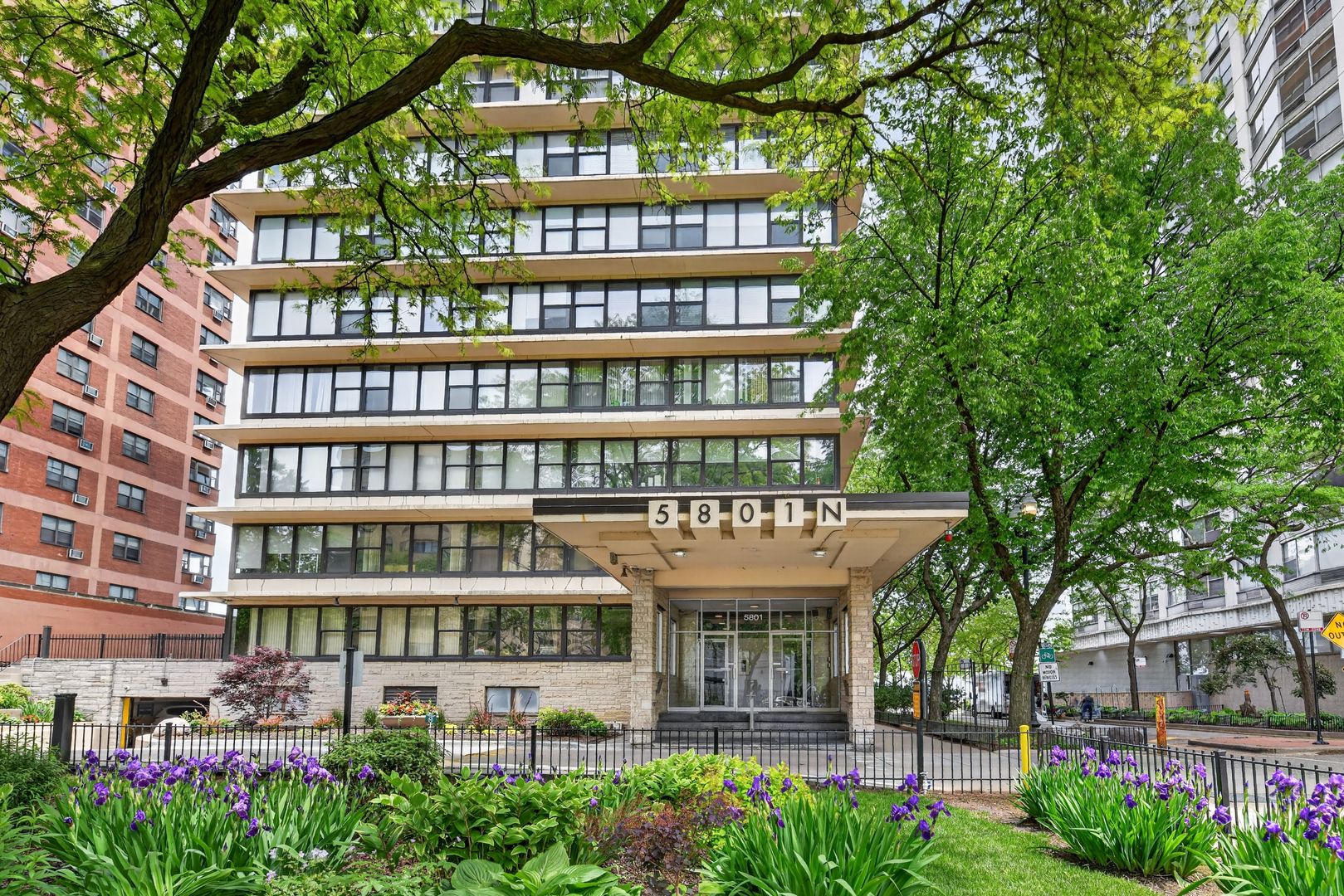 5801 N Sheridan Road 20D