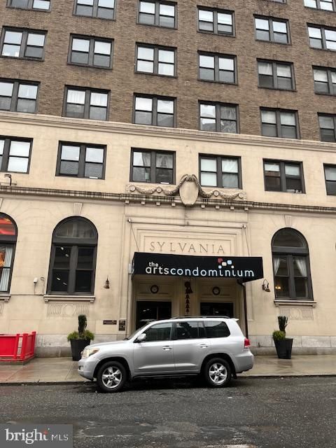 1324 Locust Street 1528