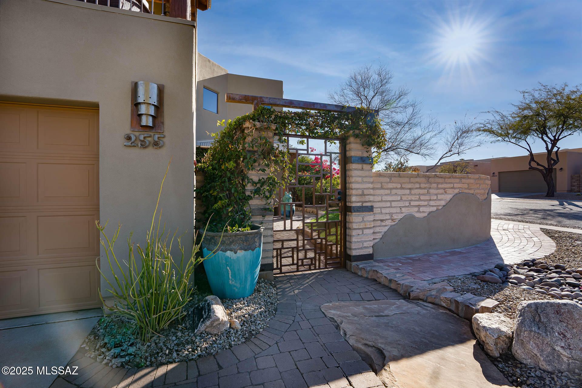 255 S Fresno Spring Way