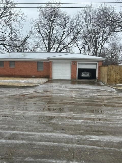 3200 Wesley