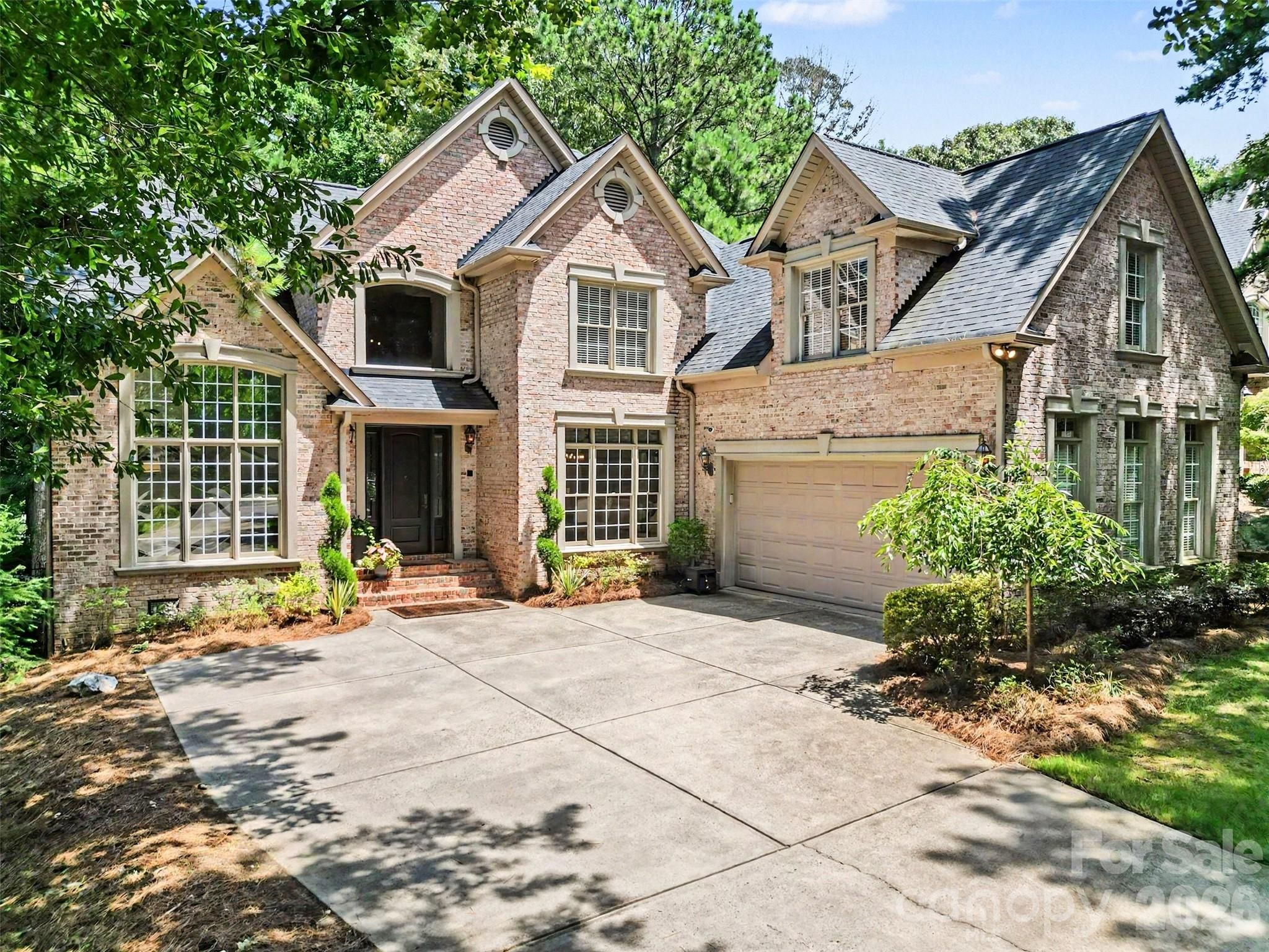 109 Whiterock Drive