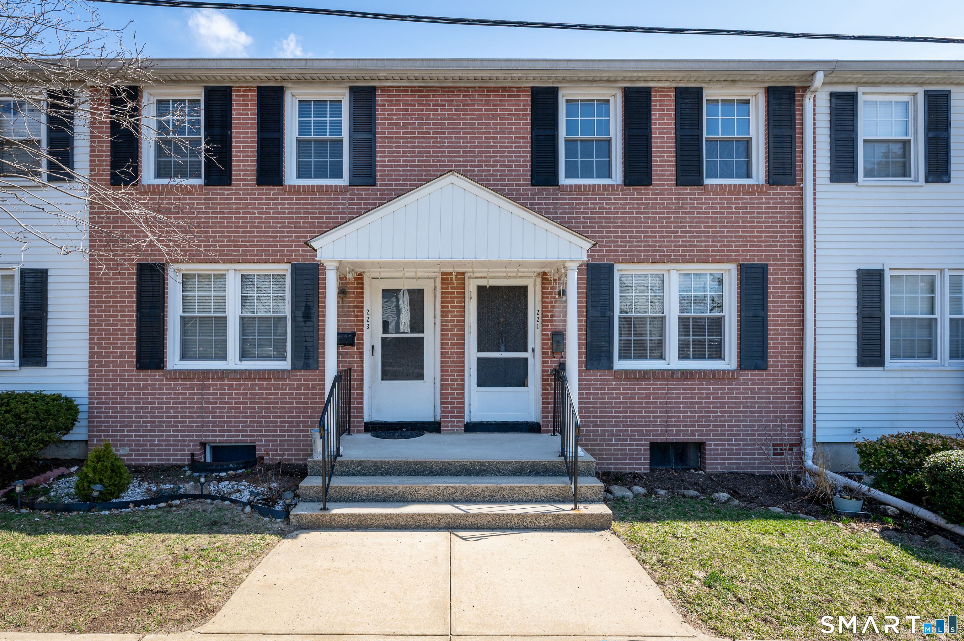 221 Sylvan Knoll Road