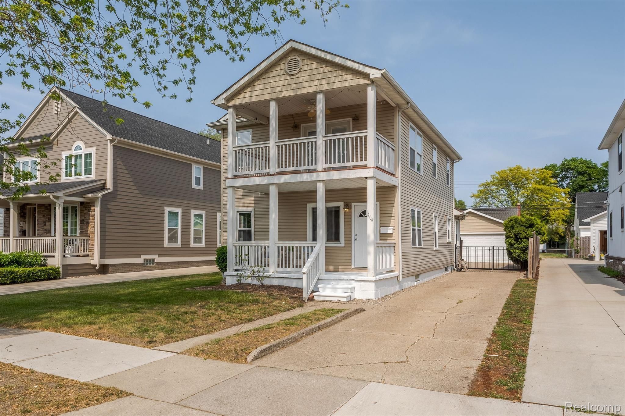 404 N Gainsborough Avenue