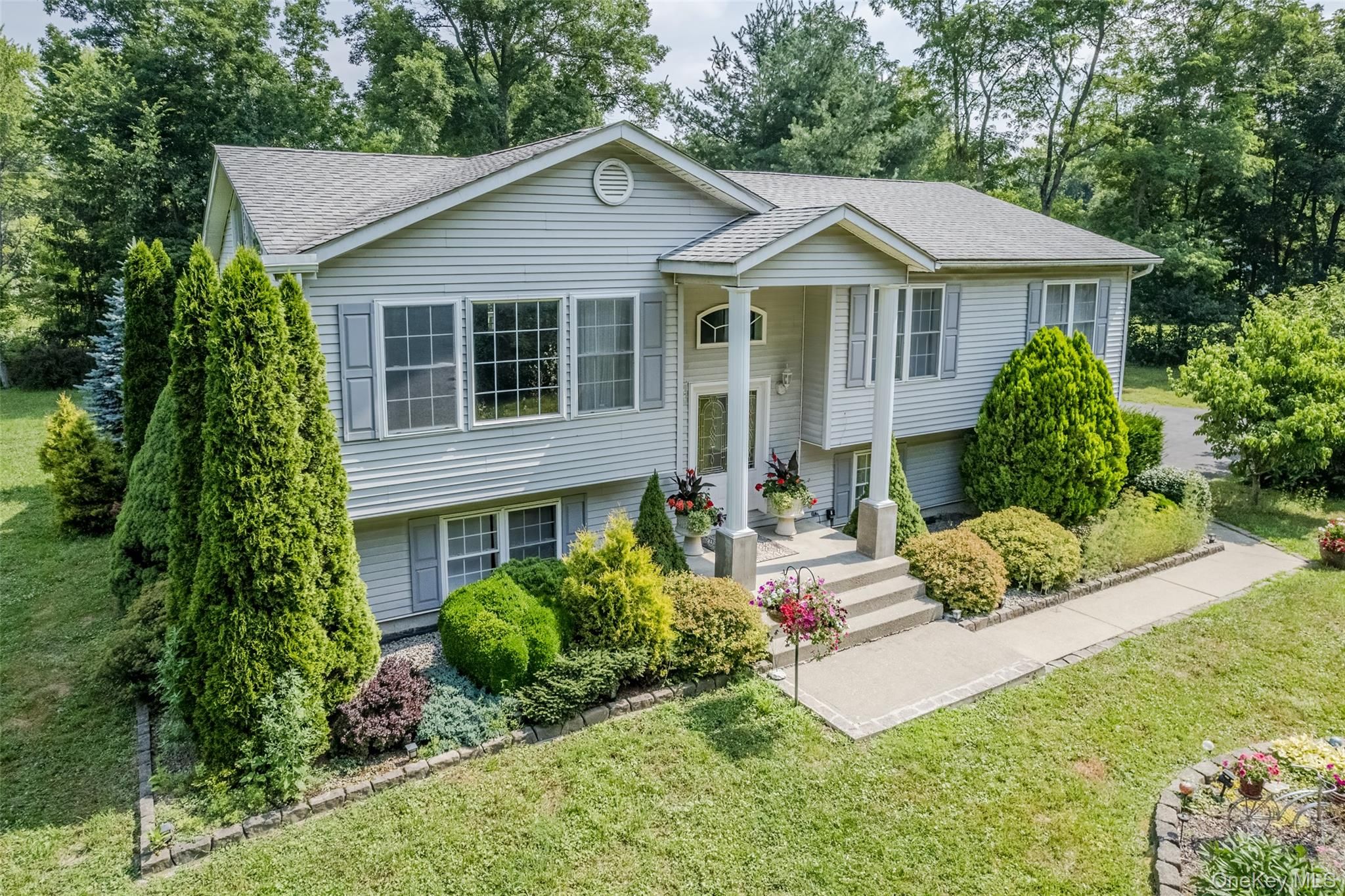 300 Mountain Lodge Road