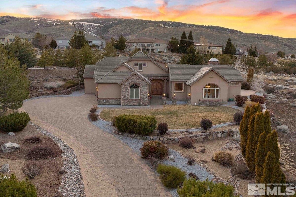 1005 Desert Jewel Court