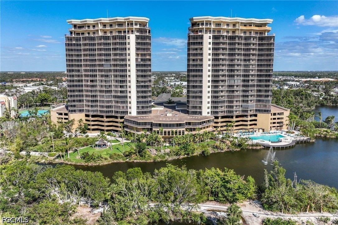 14300 Riva Del Lago Drive 2001