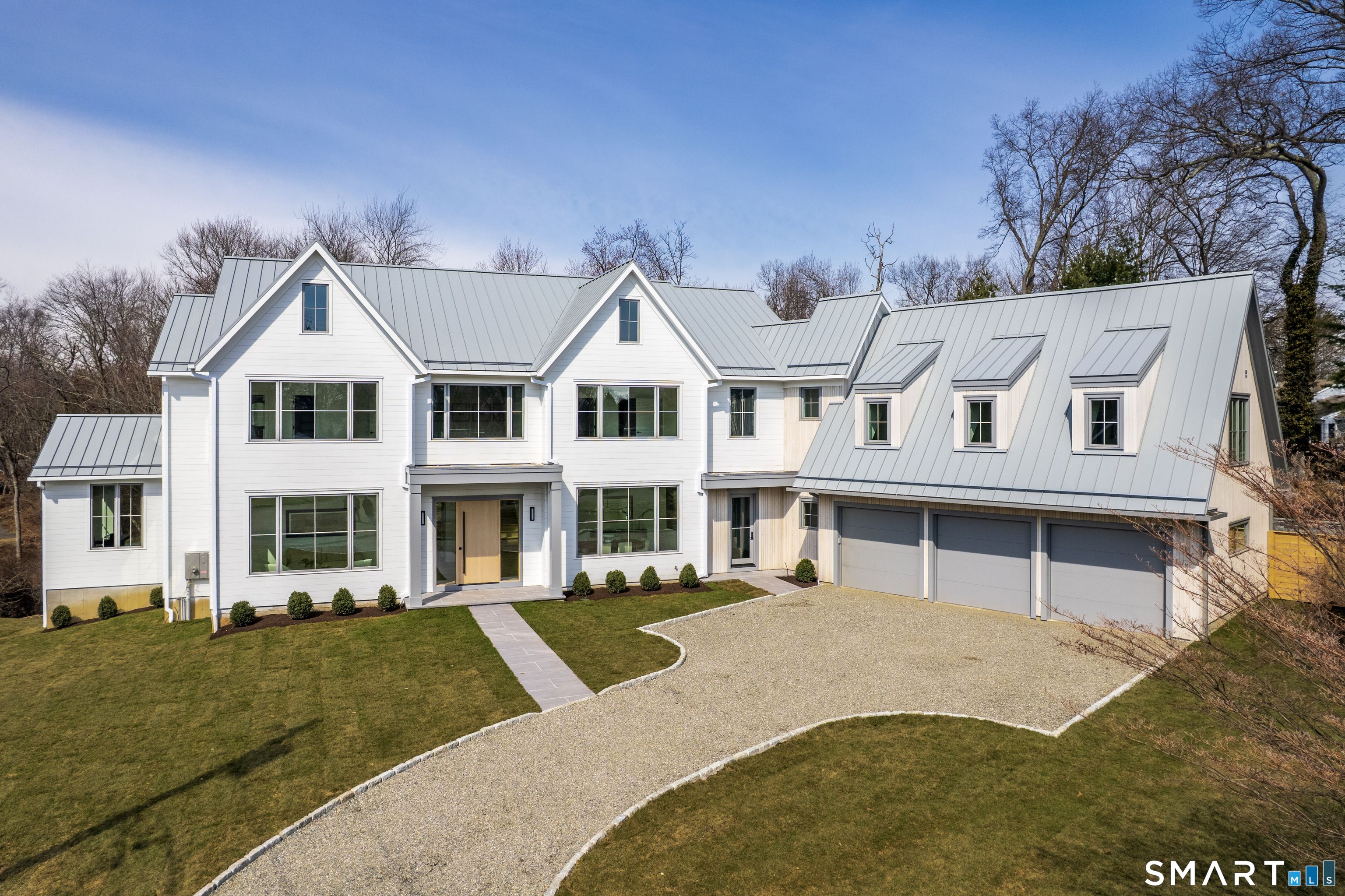 8 Loretta Court
