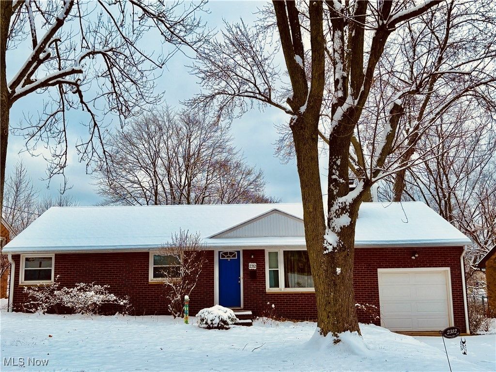 2312 Clarendon Avenue Nw