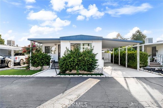 1255 Amethyst Street 32