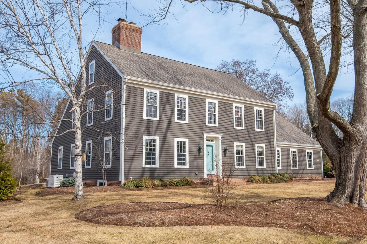 9944 North Lamplighter Lane