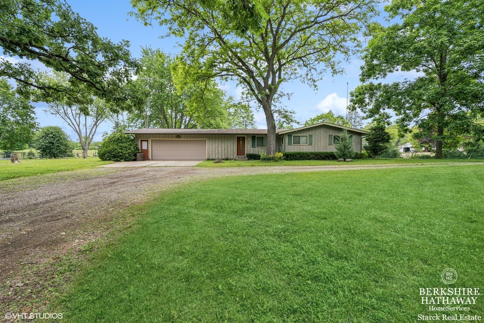 805 S Rose Farm Road