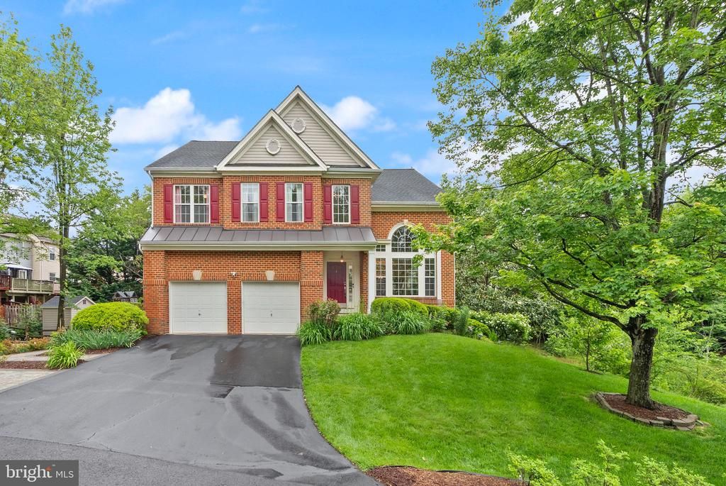 5881 Linden Creek Court