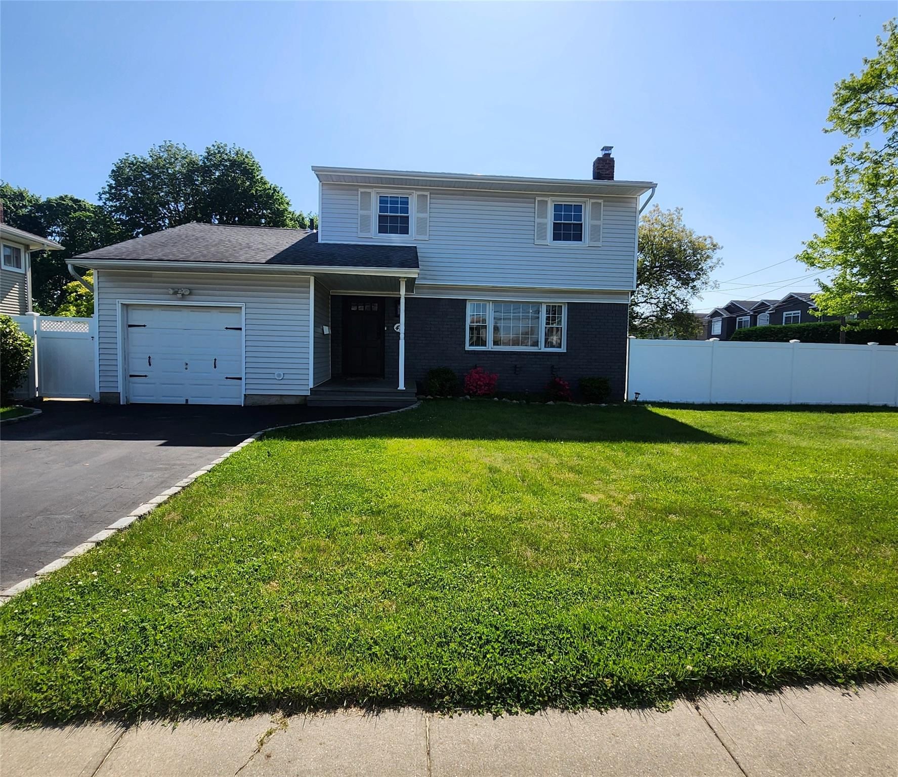 47 Barnum Avenue
