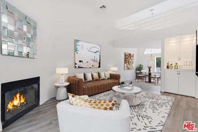 2550 S Centinela Avenue 106