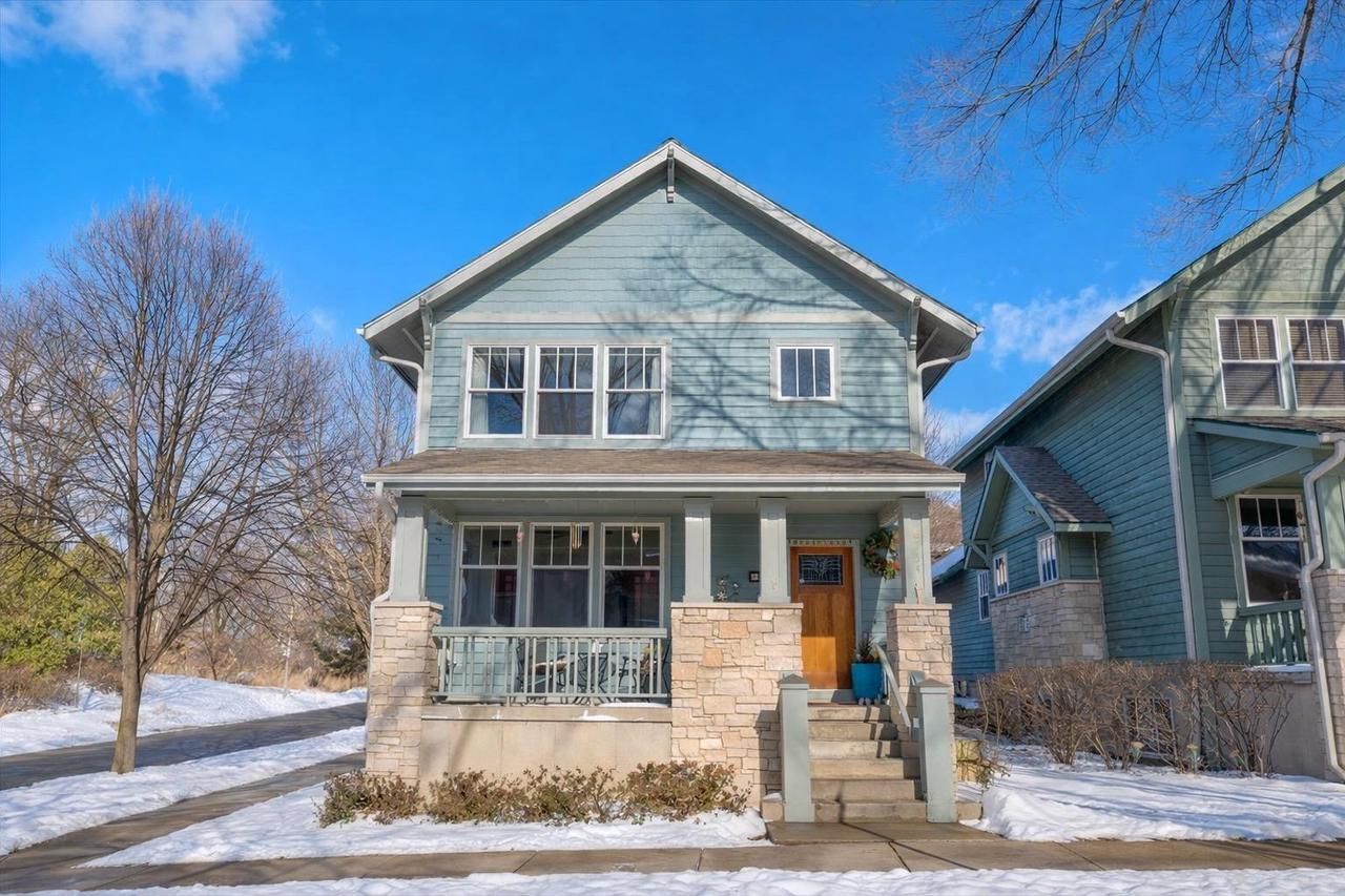 6754 Frank Lloyd Wright Avenue