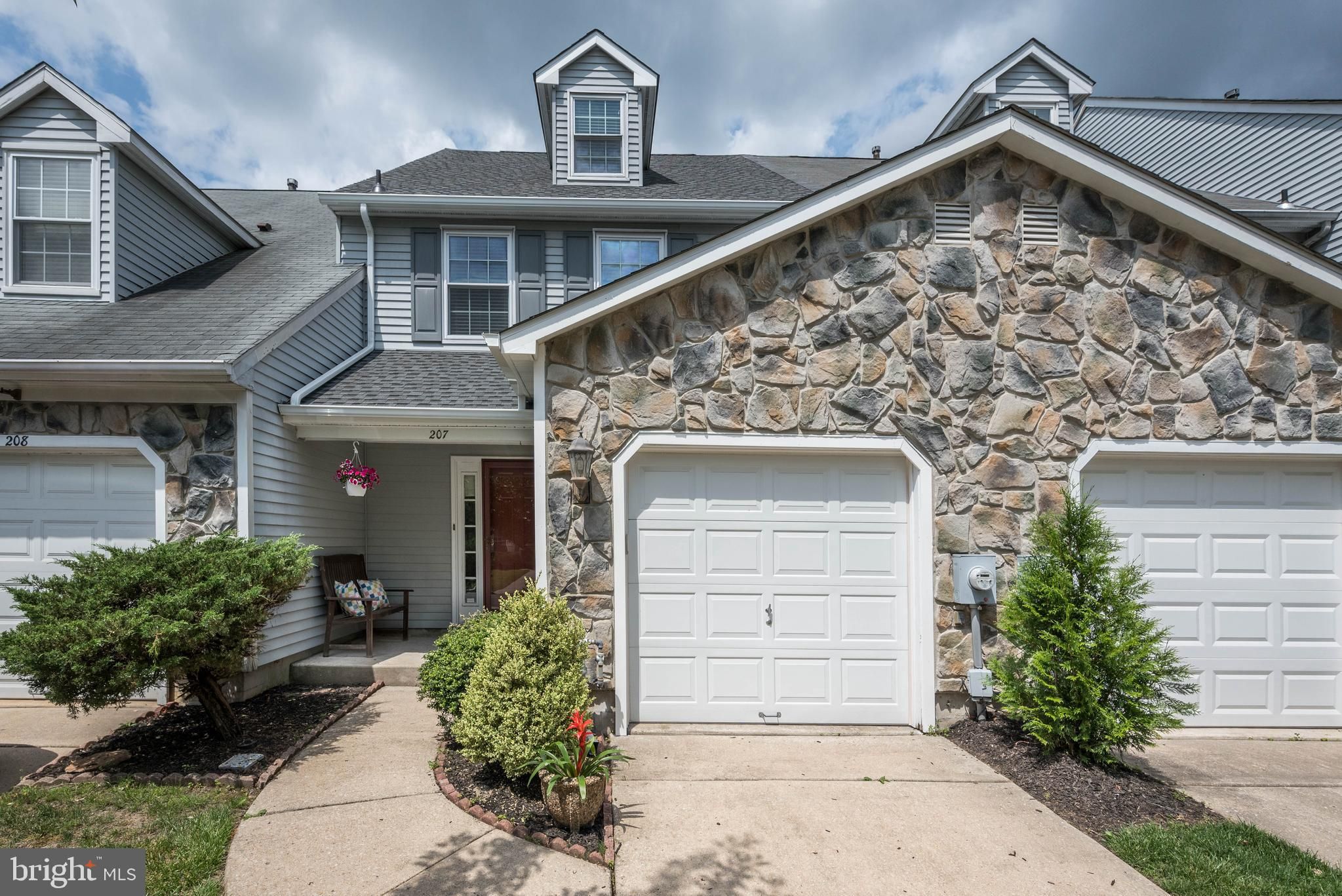 207 Hazelwood Lane