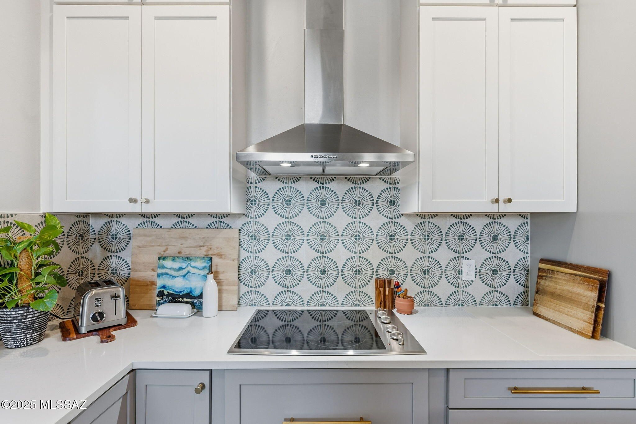 5757 N Winding Woods Place